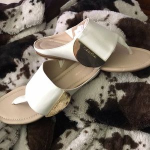 (NWOT) 🎈🎈1 hour sale🎈🎈Calvin Klein Sandals